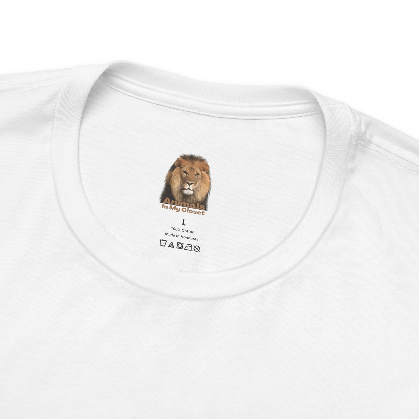 Unisex Lioness Big Cats Short Sleeve Tee