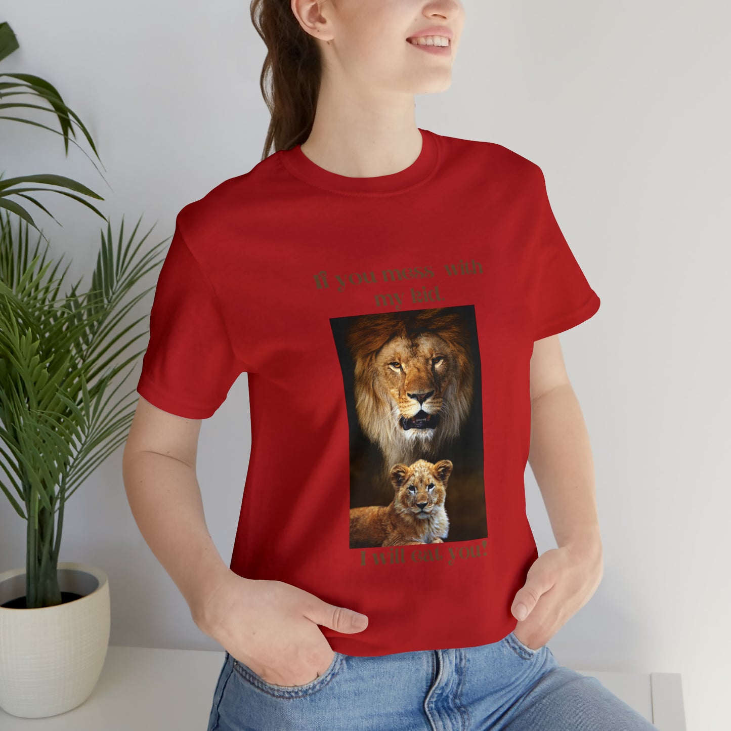 Men's Lion and Cub Short Sleeve Tee