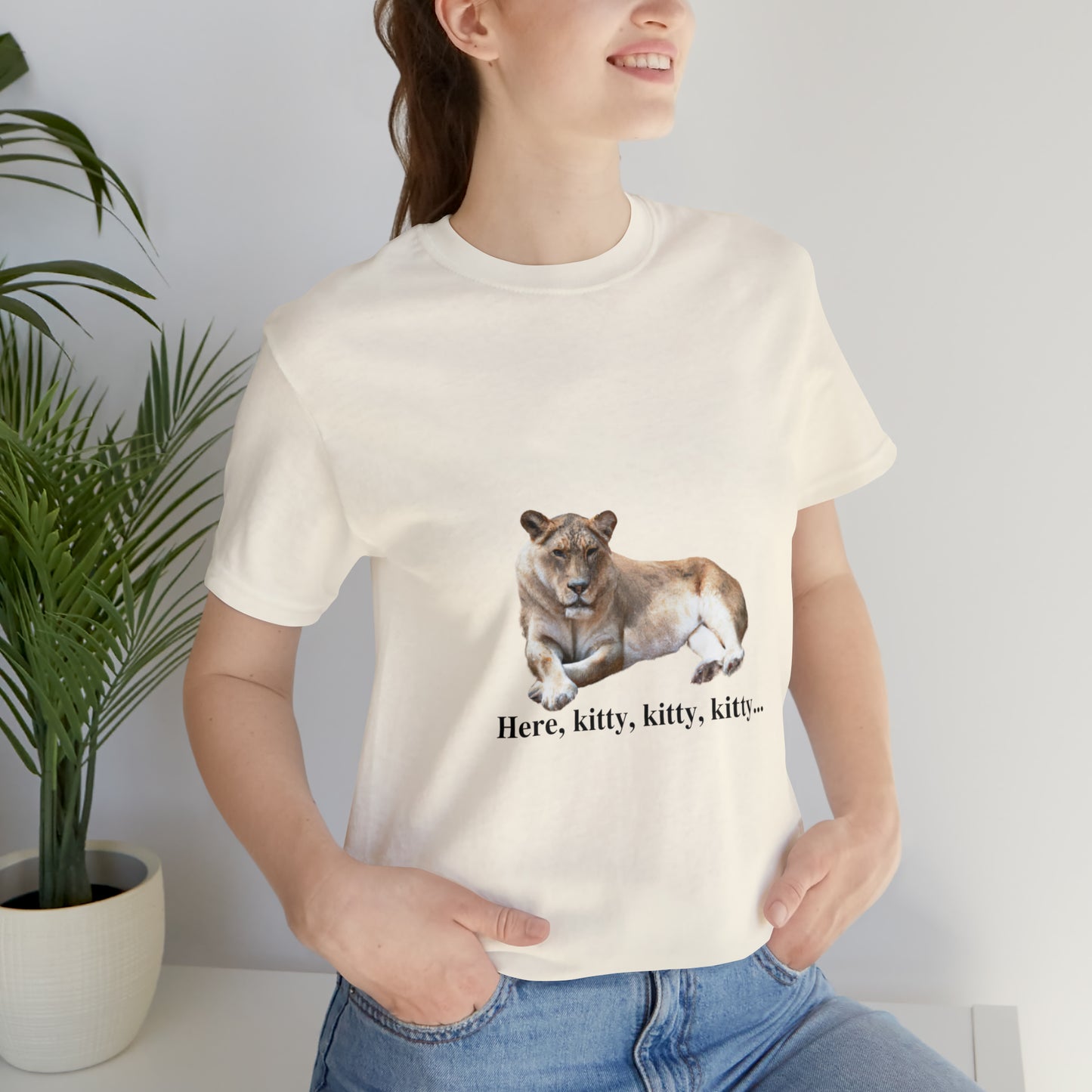 Unisex Lioness Big Cats Short Sleeve Tee