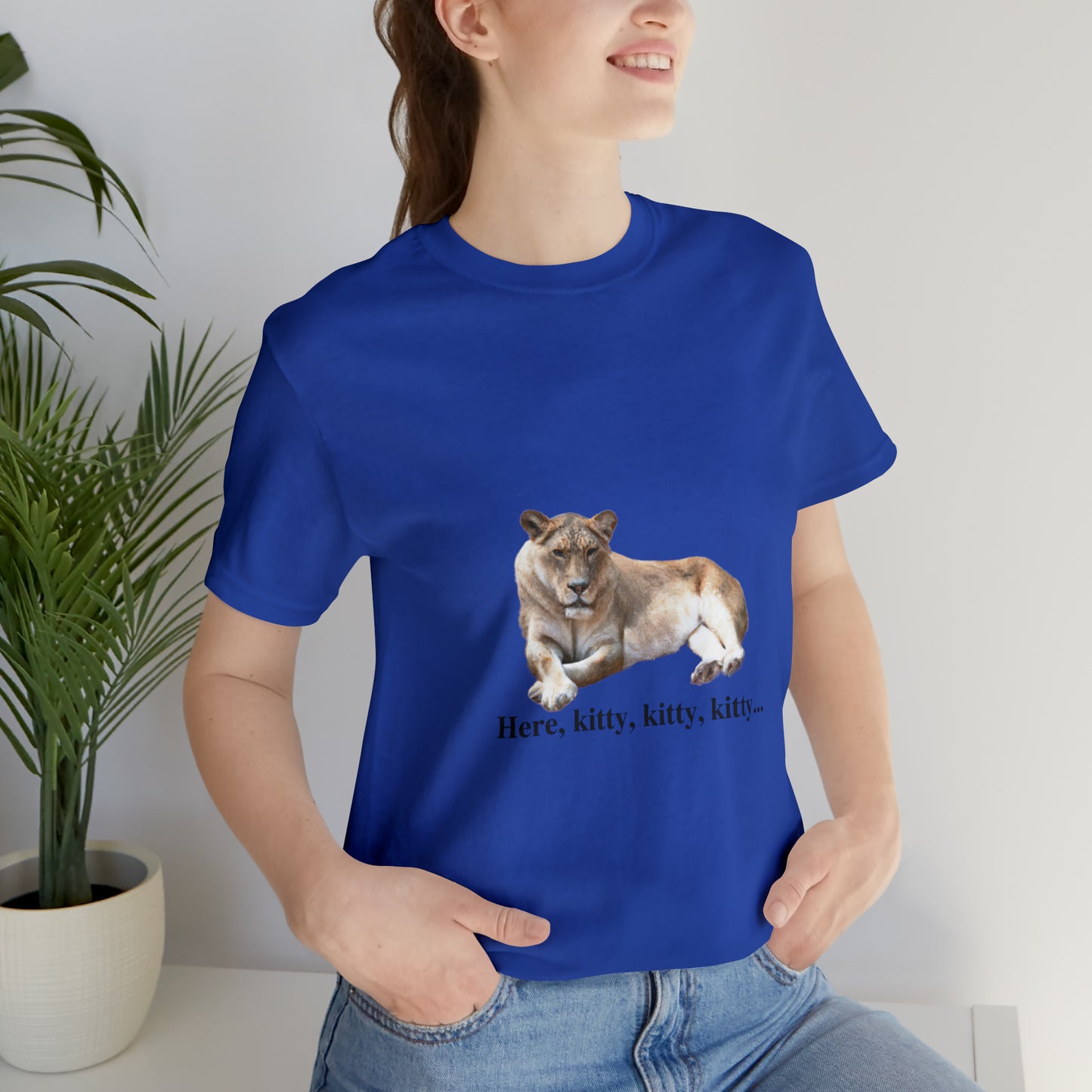 Unisex Lioness Big Cats Short Sleeve Tee