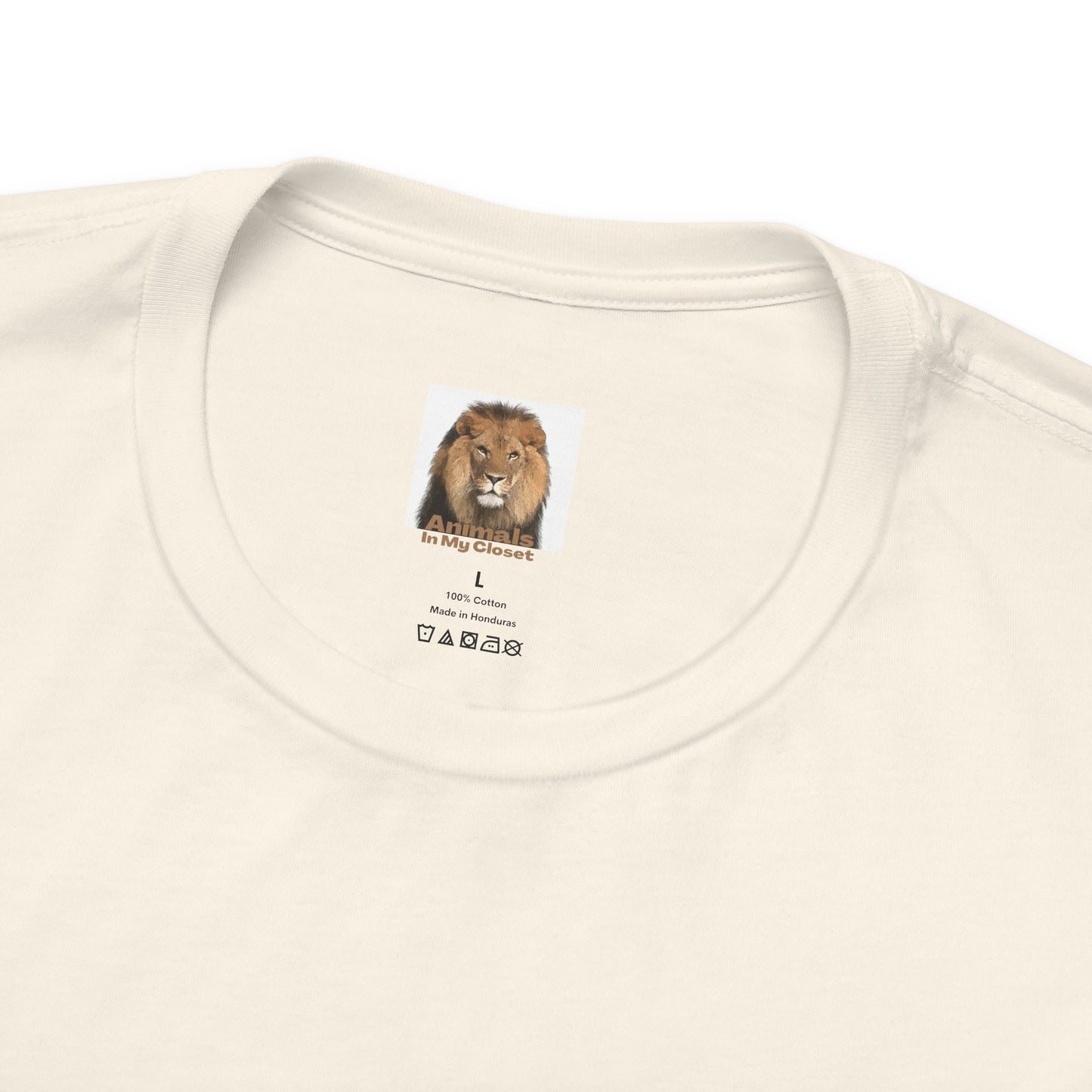 Unisex Lioness Big Cats Short Sleeve Tee